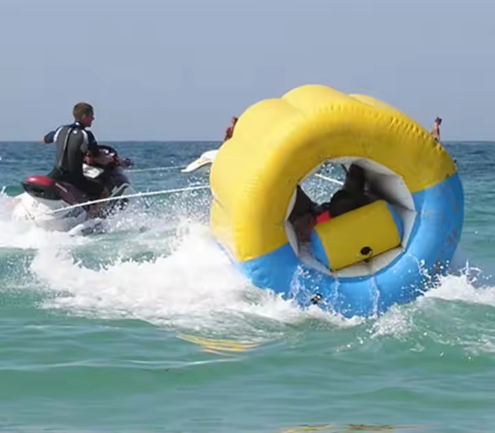 Water Inflatable Barf Ball Tow - Sports Equipment That Starts With A 评论和价格